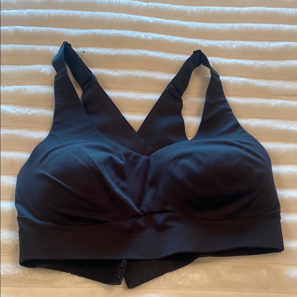 Black Women's Sports Bra